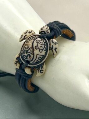 Unisex Taino Resin and Leather Sea Turtle Tribal Bracelet Boho Vibe Caribbean